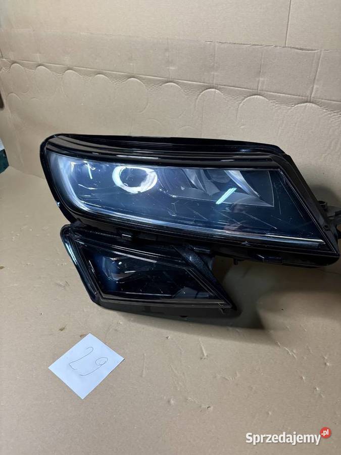 SKODA KODIAQ LAMPA REFLEKTOR FULL LED PRAWY Jabłonna