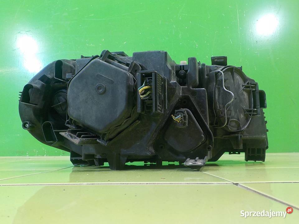 BMW X3 E83 30 B 04r 5D lampa lewa przod mazowieckie Suków