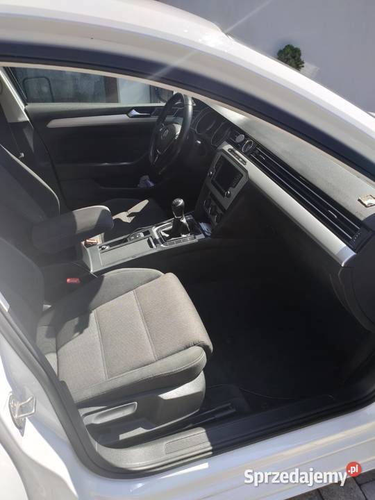 Volkswagen Passat B8 2015 16tdi Passat Rzgów