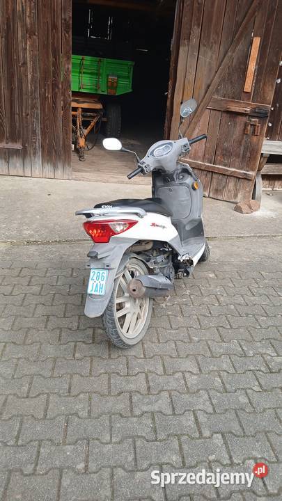 Skuter sim