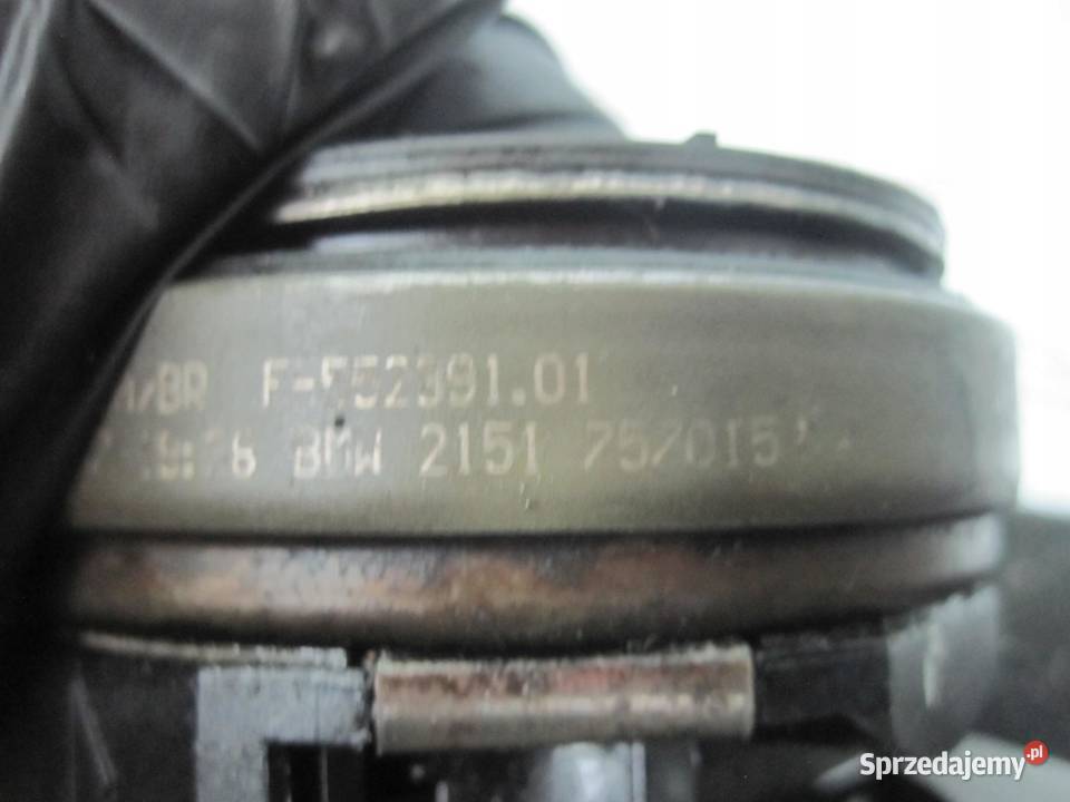BMW E90 E60 25 B 07r łapa widełki sprzęgła