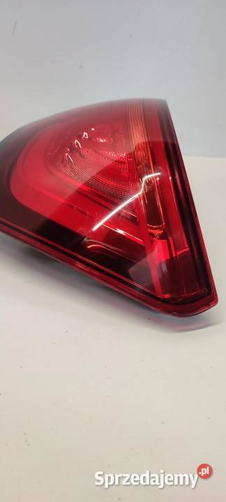 AUDI Q5 8R LAMPA PRAWY TYŁ 8R0945094C