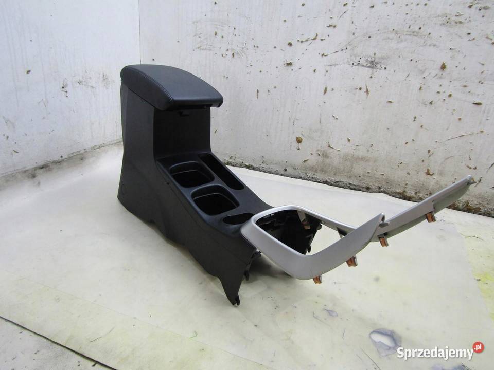 TUNEL ŚRODKOWY PODŁOKIETNIK SKÓRA SUZUKI SX4