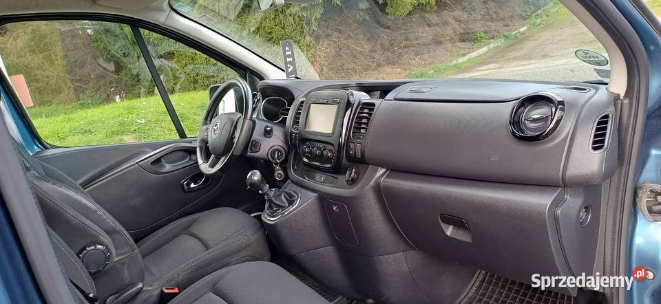 Opel Vivaro 16 145LONG9 osóbsalon polska światła LED Motoryzacja małopolskie Wadowice