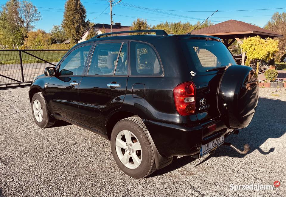 Samochód osobowy Toyota RAV4 II D4D 116 2x opony Zamość sprzedam