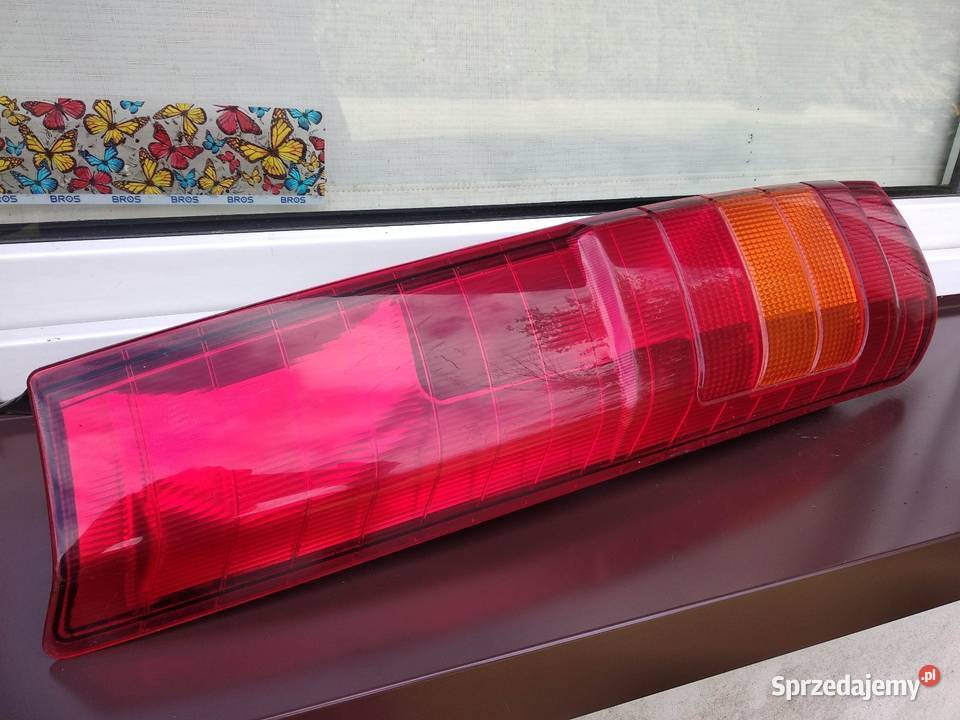 Mitsubishi Space Runner II 2 lampa tył tylna osobowe Sieradz