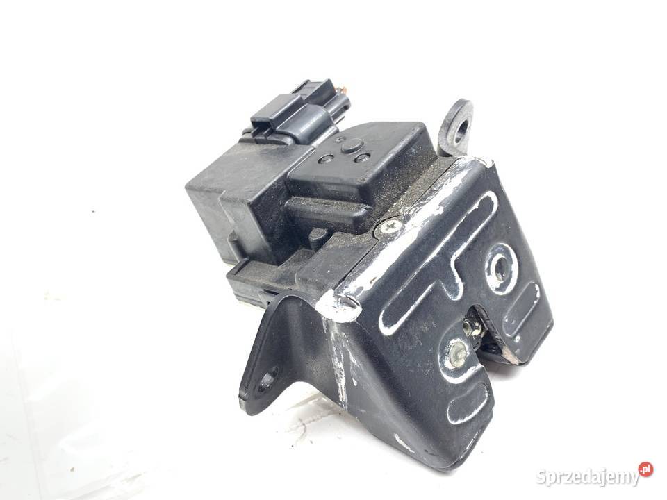 ZAMEK KLAPY TYŁ HYUNDAI i30 Kombi 812302L200 osobowe