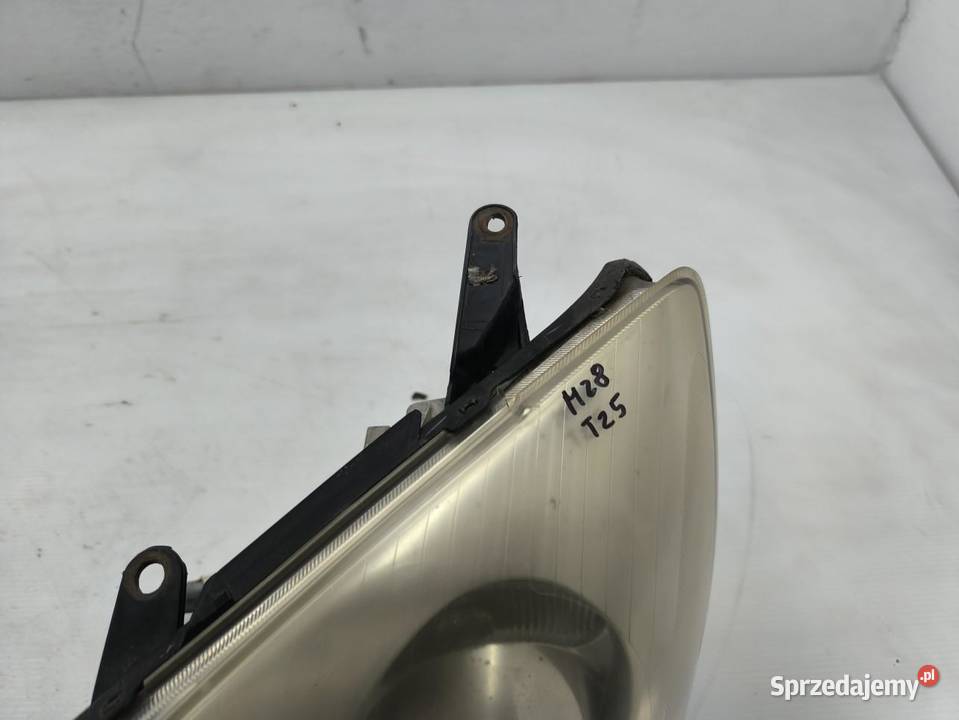 LAMPA LEWY PRZÓD TOYOTA AVENSIS II T25 18