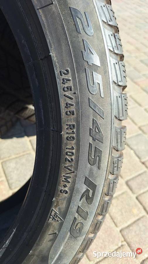 opony zimowe Pirelli 24545r19 sprzedam