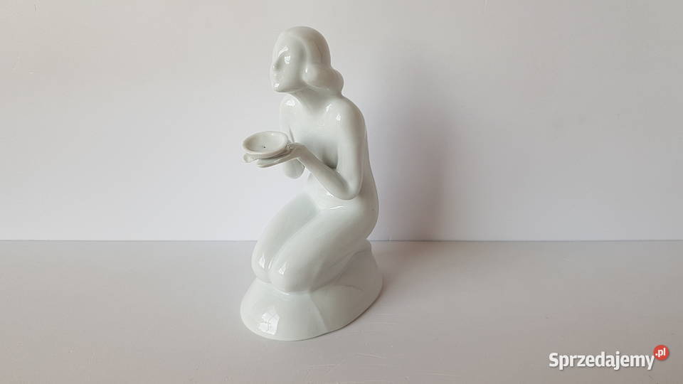 Stara porcelanowa figurka Klęcząca Kobieta Dąbrowa Górnicza