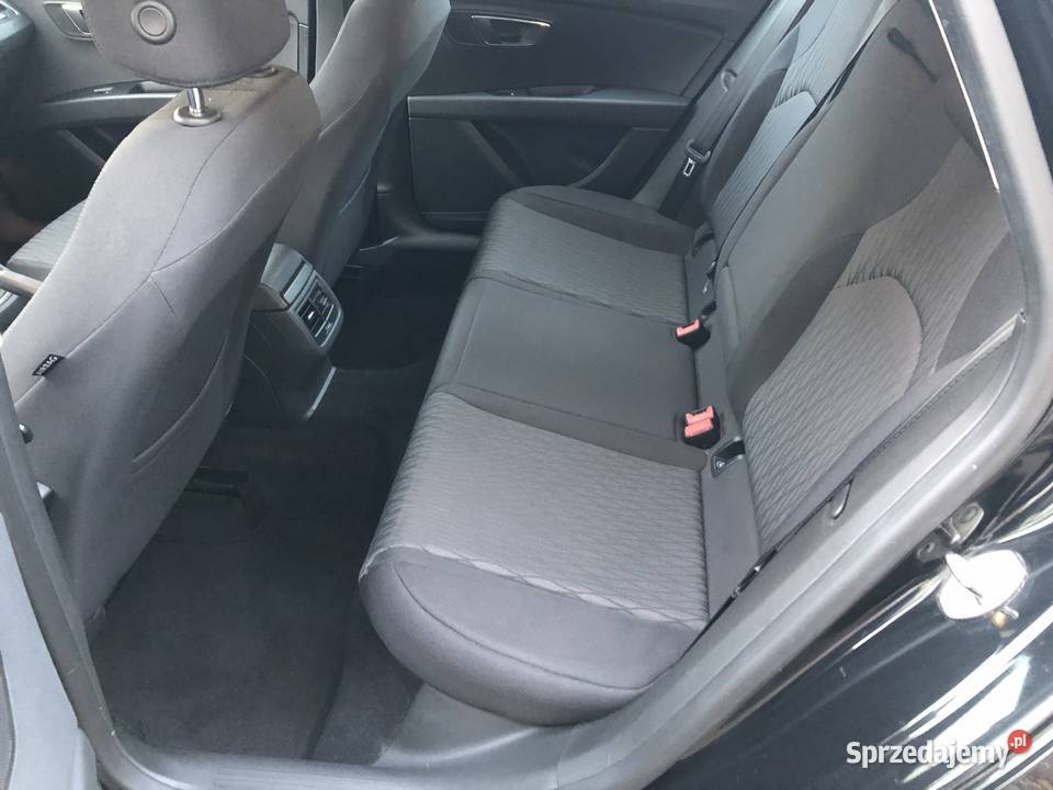 SEAT LEON ST 4 CYLINDROWY NA PASKU ROZRZĄDU 105 manualna