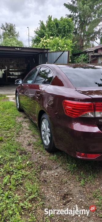 Sprzedam Toyotę Avensis 18 147 niski przebieg Ciechanów
