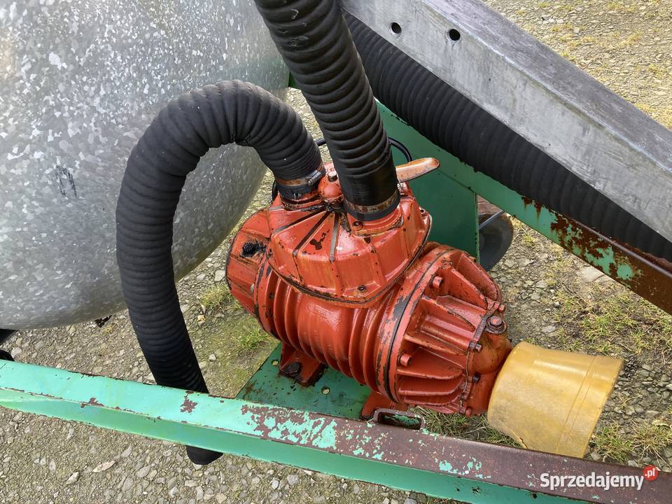 Beczka Beczkowóz Wóz Asenizacyjny 1700 litrów