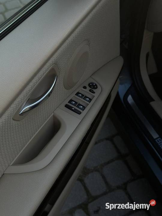 Sprzedam BMW 325i e90 218 xdrive automat