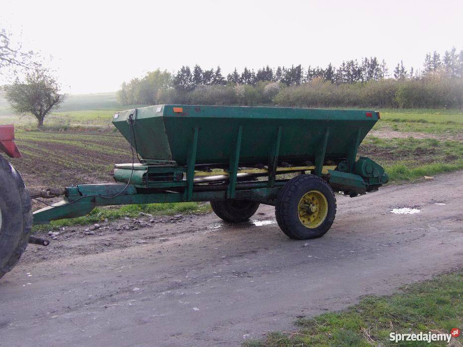 Rozsiewacz Nawozów Wapna RCW 3 N011 Piast RNP Maszyny rolnicze Starościce