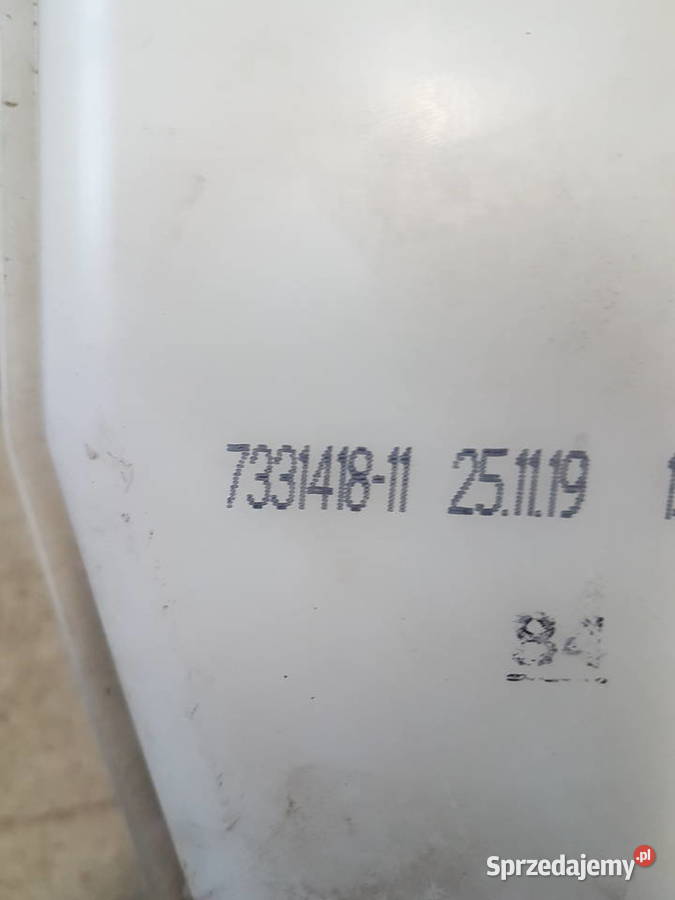 BMW 2 LCI F46 BMW X1 ZBIORNICZEK SPRYSKIWACZY