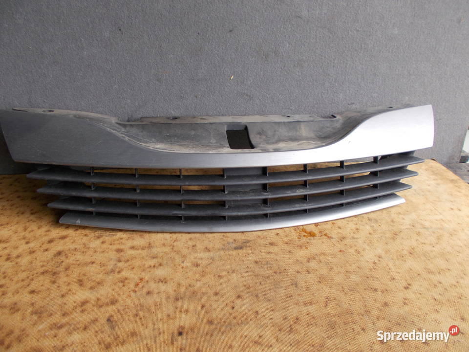 renault LAGUNA 2 02r 18 16v atrapa gril grill Zamość