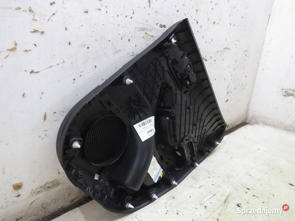 BOCZEK TAPICERKA DRZWI LEWY TYŁ FORD FIESTA MK8 sprzedam