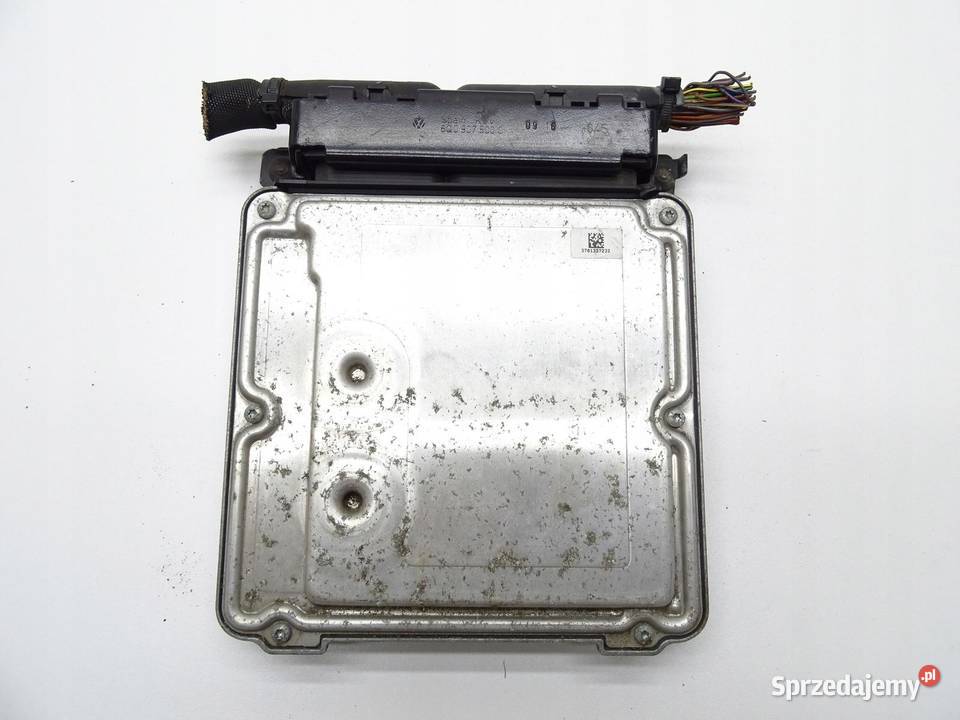 KOMPUTER STEROWNIK SILNIKA AUDI Q3 8U 20 TDI