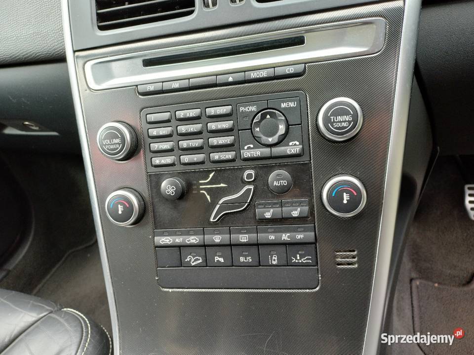 Volvo XC60 R design 10r D5 205 manual 47746 Łask