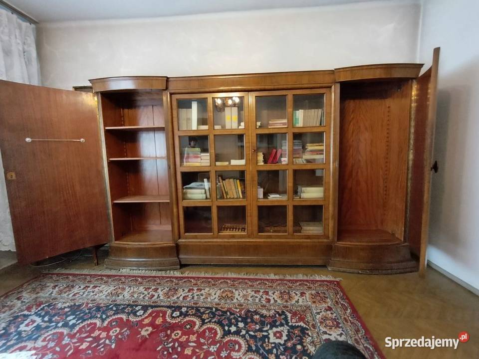 Biblioteka okres międzywojenny antyk zabytek śląskie