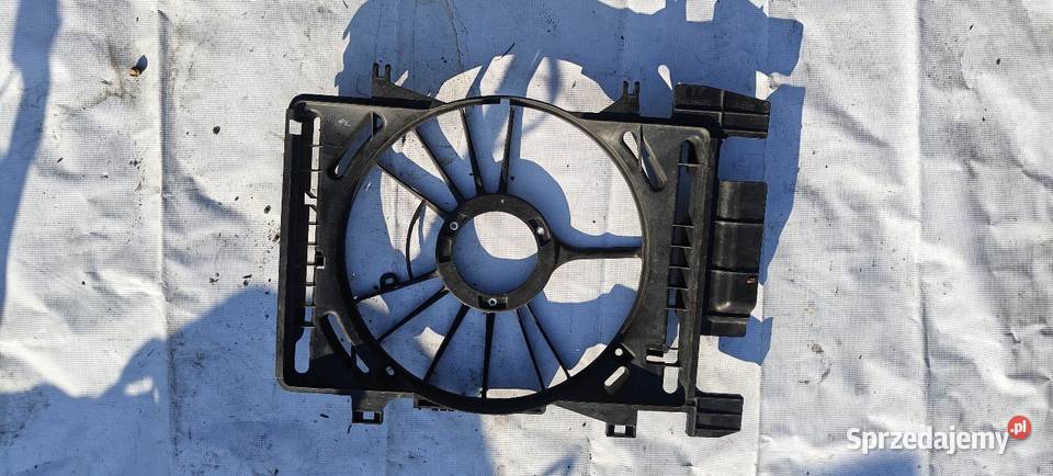 Toyota Yaris obudowa wentylatora Siechnice