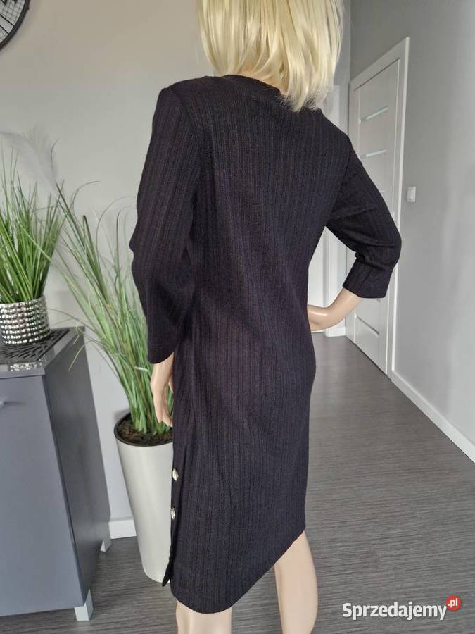 Dzianinowa czarna sukienka Nowogard