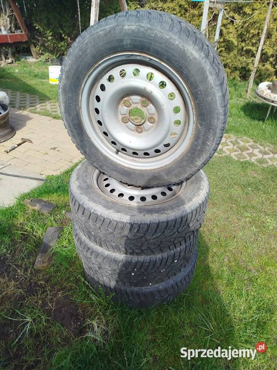 Na sprzedaż felgi stalowe z oponami 20560 R16 do Średnica 16" Rykoszyn