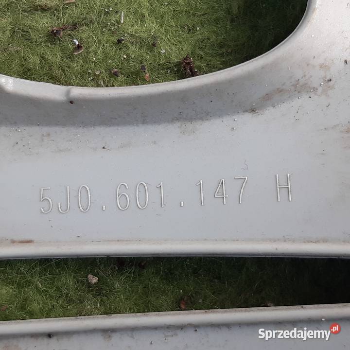 5J0601147H Kołpak Skoda OE Oryginalne 15 Opony i felgi Dębno