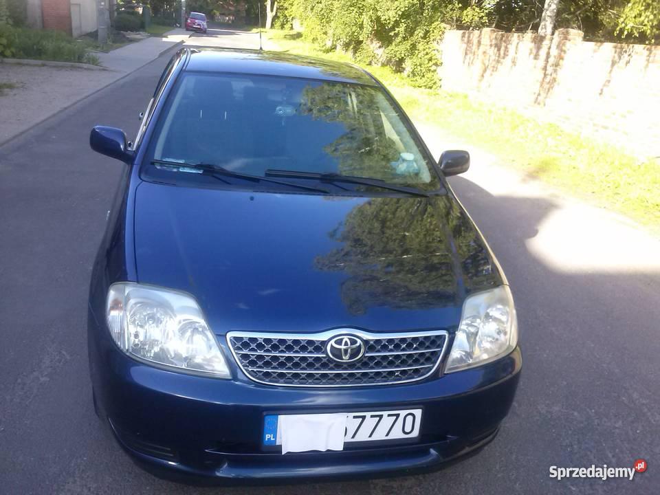 Śliczna Toyota Corolla elektryczne lusterka