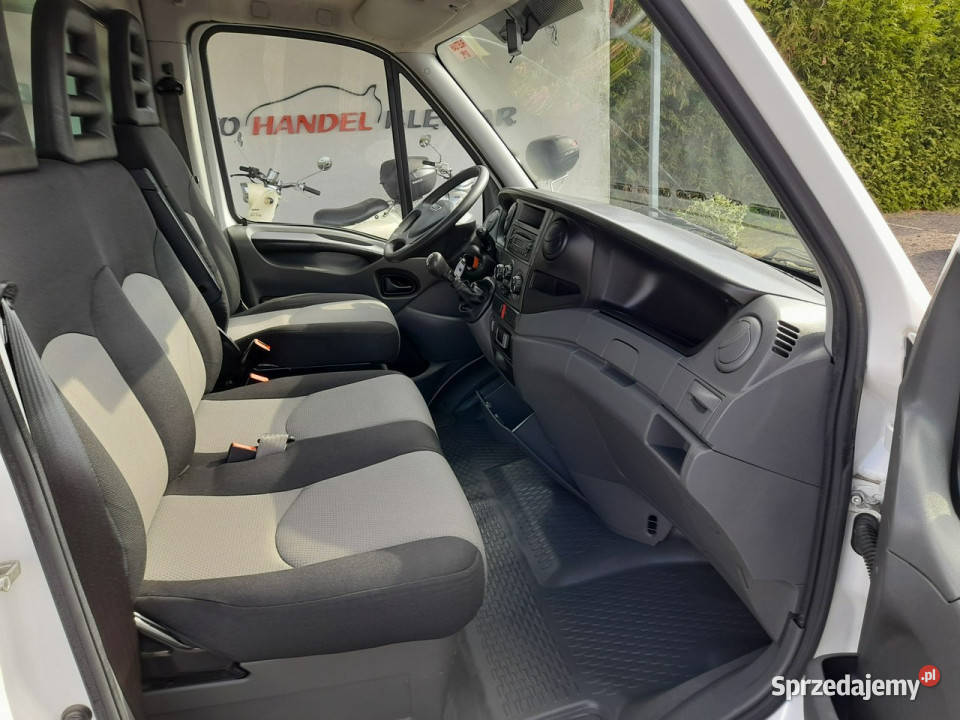 Iveco Daily 35S11 kontener izoterma z windą 106KM Iveco zachodniopomorskie Lipiany