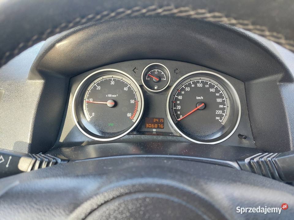 Opel Astra H 17 CDTi Klimatronic Dach Astra Sucha Beskidzka