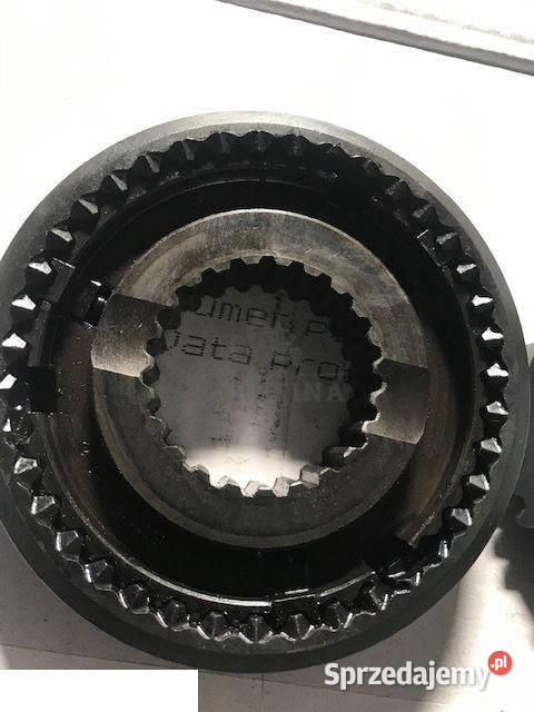 Valtra 700 Skrzynia CZĘŚCI Pozostałe Jastrzębniki sprzedam