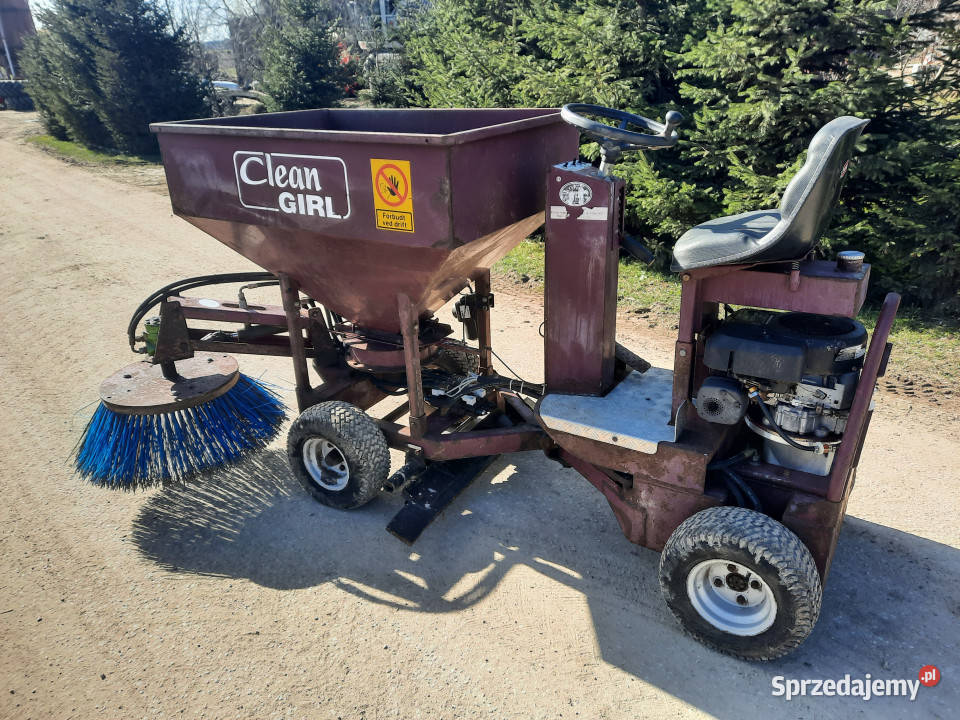 Zamiatarko ścielarka ze ściągaczką do obór i Czerkiesy