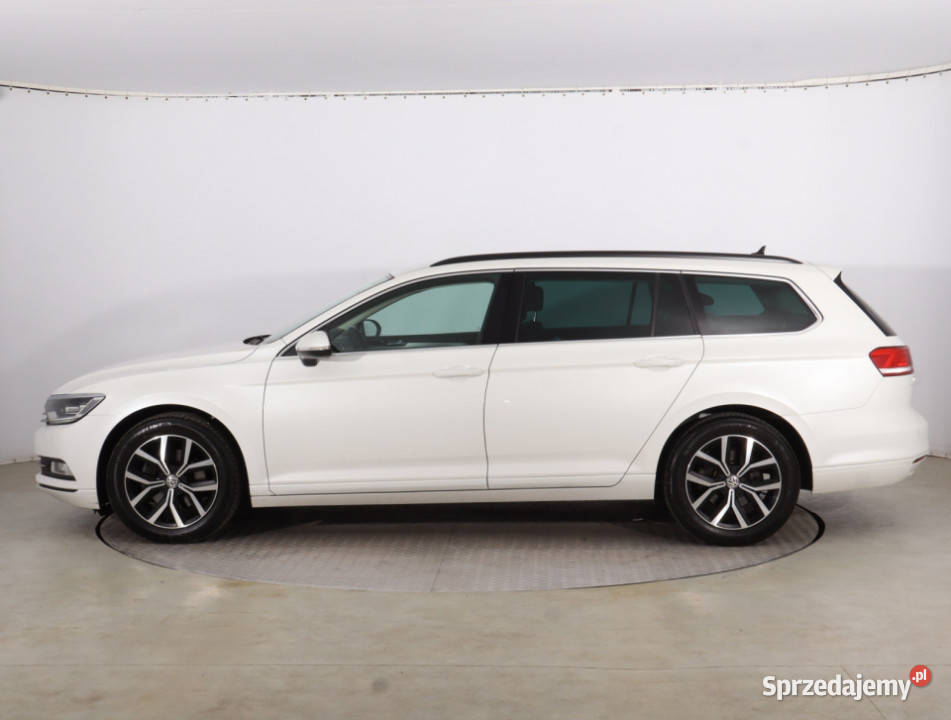 VW Passat 20 TDI światła LED Piaseczno