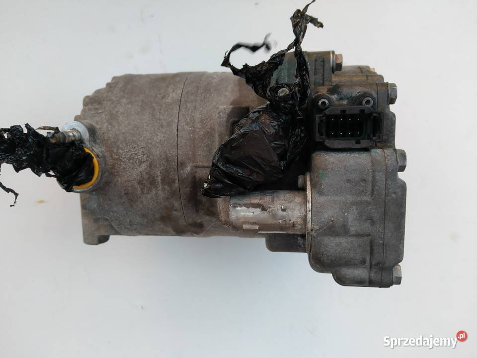 Sprężarka klimatyzacji sanden 13000cm3 Woźniki sprzedam