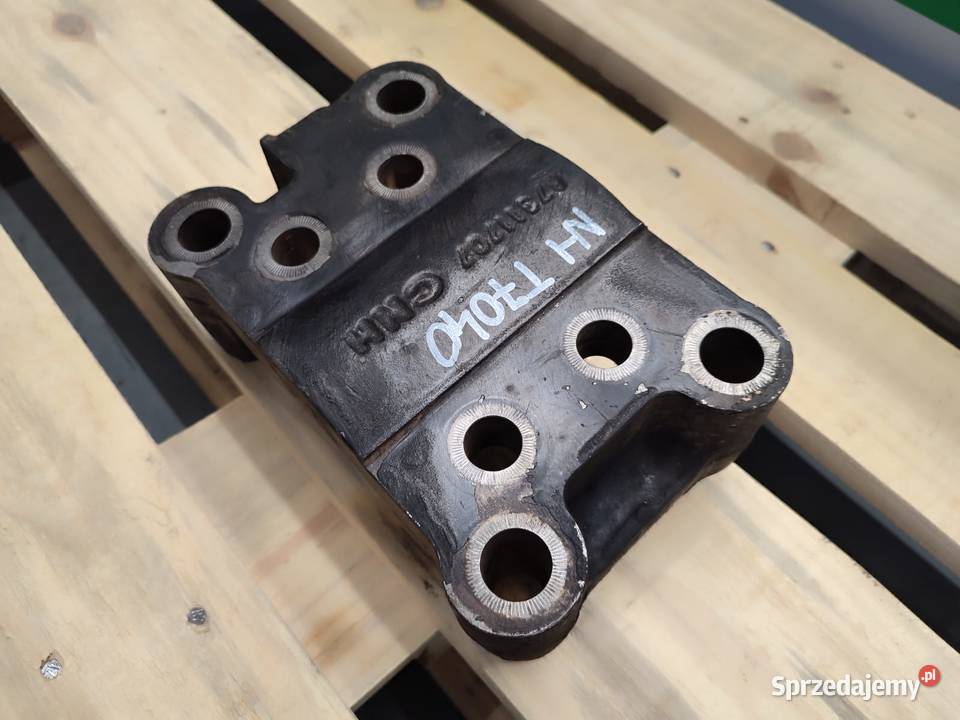 Wspornik przedniej osi Holland 8160 sprzedam