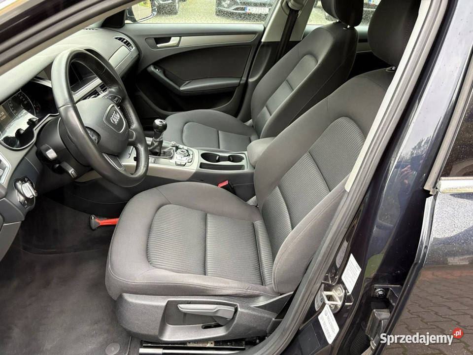 Audi A4 Limousine sedan 18 benzyna 170 Xenony mazowieckie Lipówki