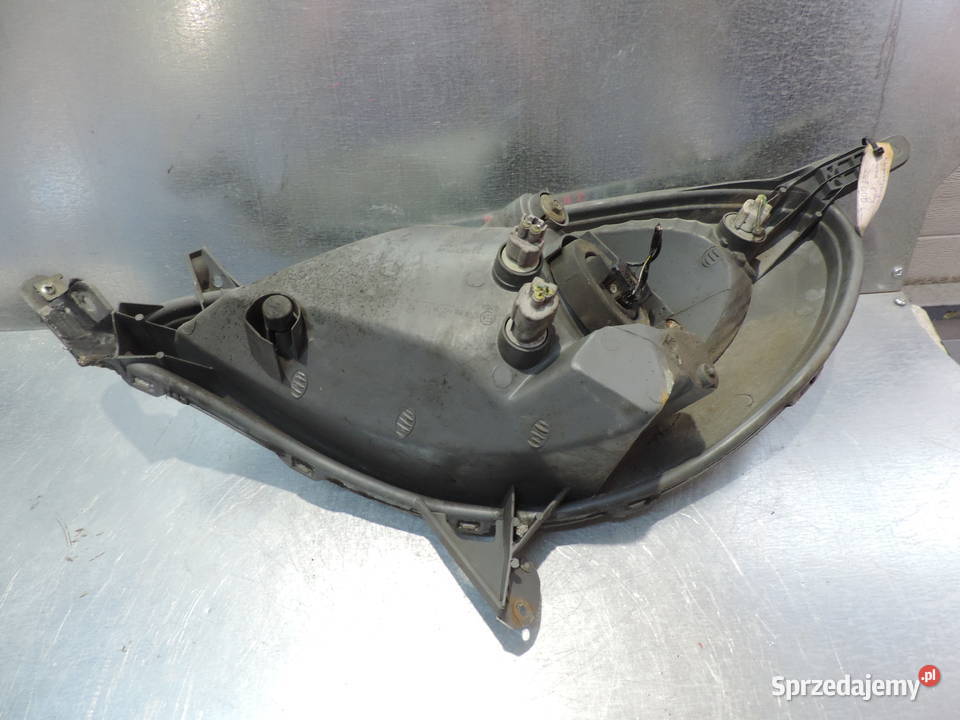 LAMPA PRAWY PRZÓD PRZEDNIA TOYOTA YARIS I 1 Nowy Sącz sprzedam