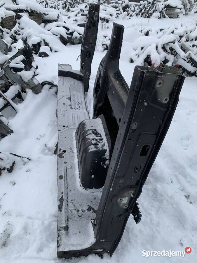 Błotnik Tylny Tył Prawy Bok Trafic III Vivaro B Błotniki