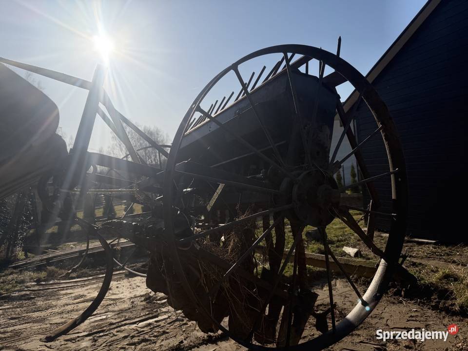 Siewnik konny przerobiony Brzóza Stadnicka