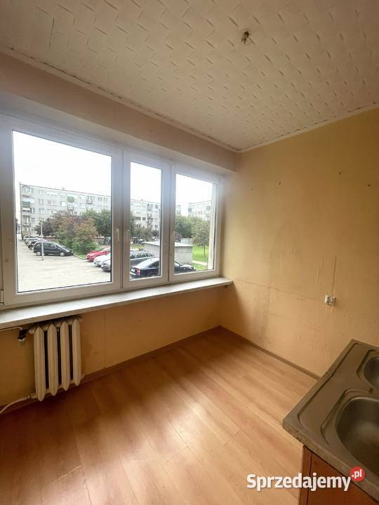 2 pokoje z balkonem i piwnicą na PARTERZE wielka płyta Koło