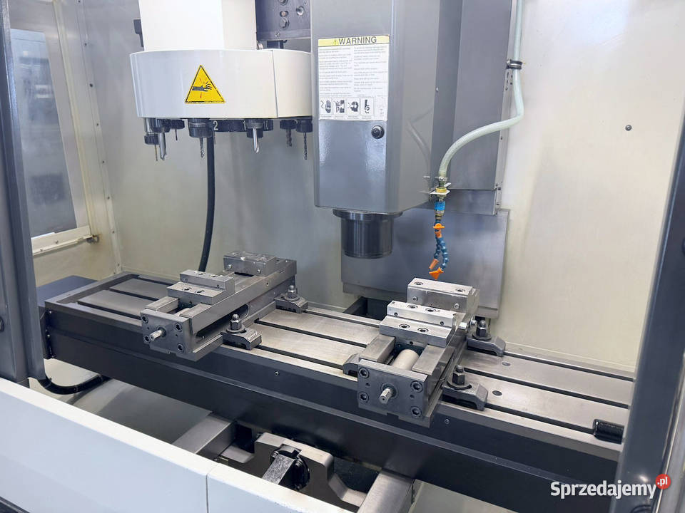 Frezarka CNC HAAS TM2P 2011 stan z Niemiec Zabór