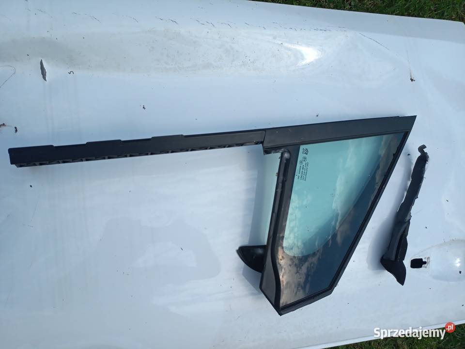 Szyba peugeot 208 Rok produkcji 2018 małopolskie sprzedam