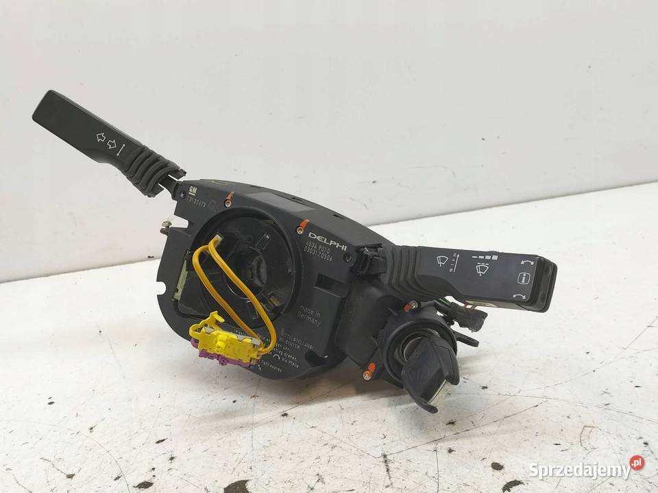 PRZEŁĄCZNIK ZESPOLONY 13132473 Opel Vectra III Panele sterowania, przełączniki świętokrzyskie