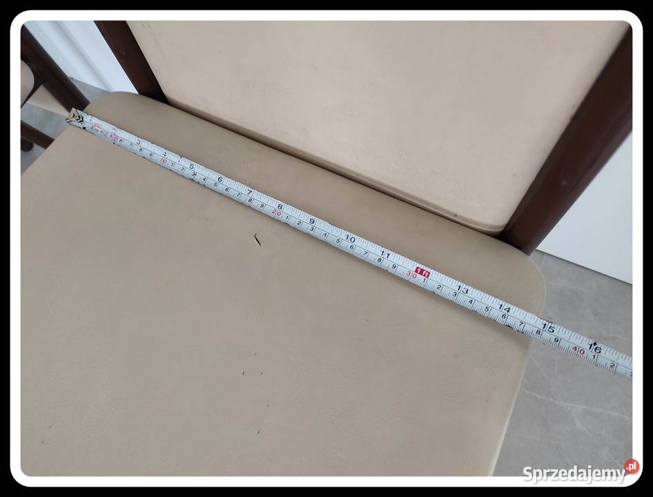 Krzesła metalowe z obiciem w eko skórze 4 sztuki Płock sprzedam