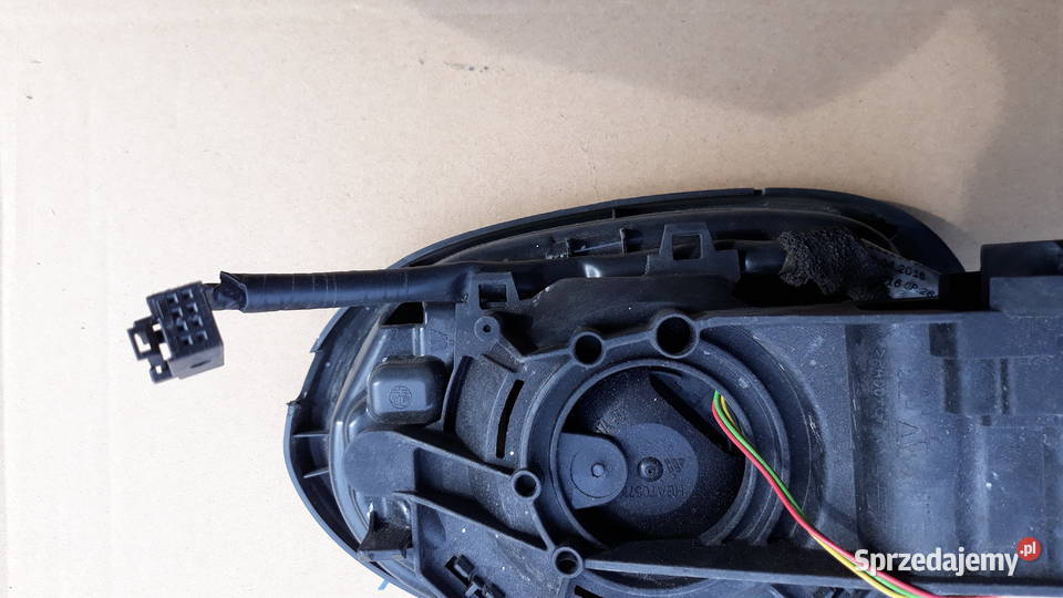 ALFA ROMEO GIULIA Ramka silniczek lusterka L Bukownica