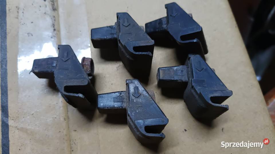 nissan xtrail t30 kołki spinki ślizgi