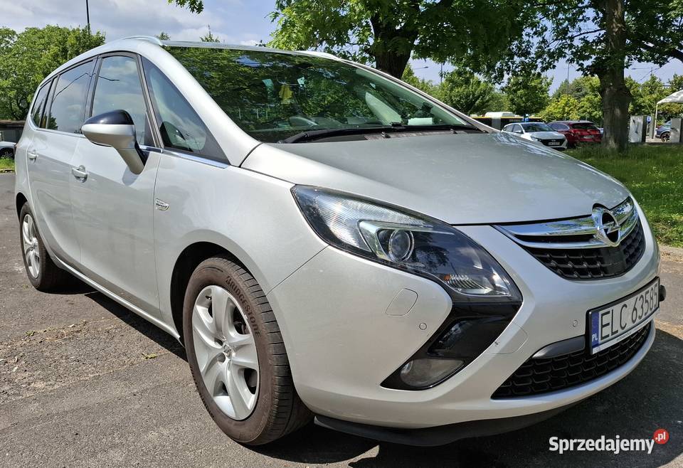 Opel Zafira C Tourer 2015 EcoTec 14 Turbo Zafira Samochody osobowe