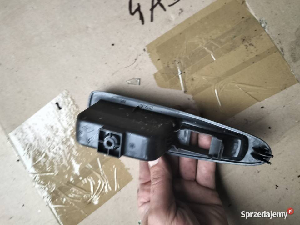 CITROEN C4 16HDI PANEL PRZEŁĄCZNIK SZYB TYŁ Kamień-Kolonia